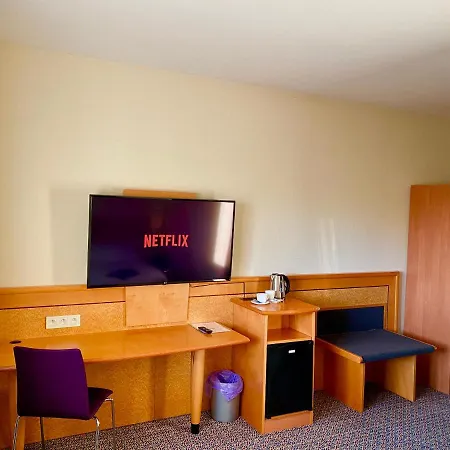 Slupski Premium Wifi Netflix Smart Tv50 Wysoka Jakosc Za Niska Cene Zapraszamy (adults Only) Apartment