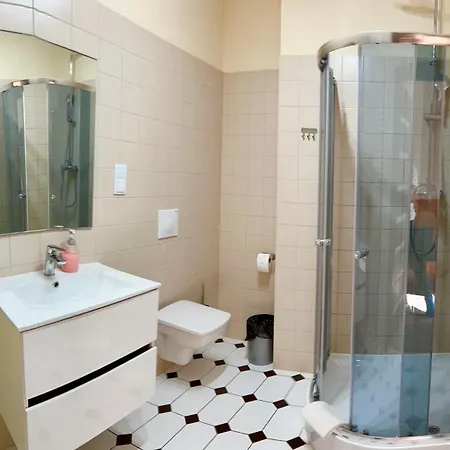 Slupski Premium Wifi Netflix Smart Tv50 Wysoka Jakosc Za Niska Cene Zapraszamy (adults Only) Apartment *
