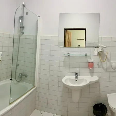 Slupski Premium - - Wifi Netflix Smart Tv50 - - Wysoka Jakosc Za Niska Cene - - Zapraszamy (adults Only) * Słupsk