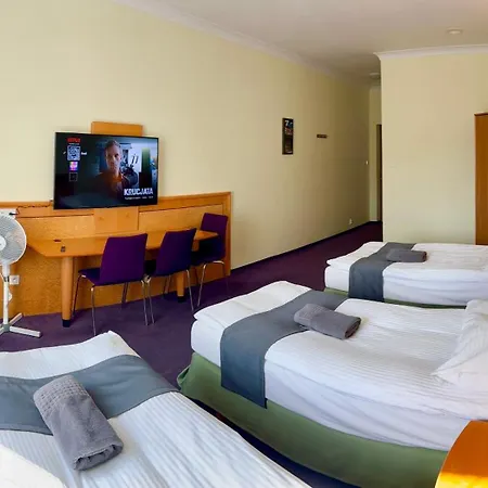 Slupski Premium Wifi Netflix Smart Tv50 Wysoka Jakosc Za Niska Cene Zapraszamy (adults Only) Apartment Słupsk