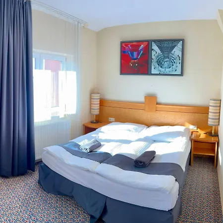 Slupski Premium Wifi Netflix Smart Tv50 Wysoka Jakosc Za Niska Cene Zapraszamy (adults Only) Apartment Słupsk