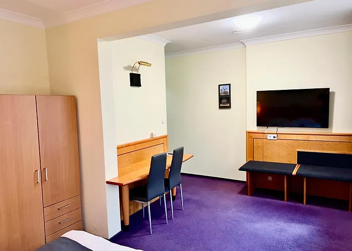 Slupski Premium Wifi Netflix Smart Tv50 Wysoka Jakosc Za Niska Cene Zapraszamy (adults Only) Słupsk