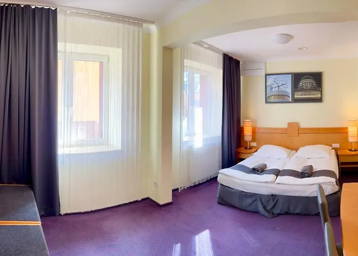 Slupski Premium Wifi Netflix Smart Tv50 Wysoka Jakosc Za Niska Cene Zapraszamy (adults Only) *