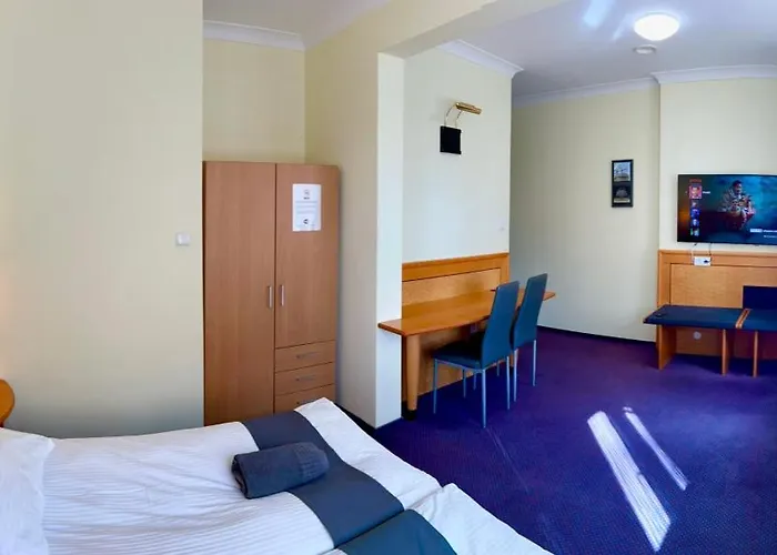 Slupski Premium Wifi Netflix Smart Tv50 Wysoka Jakosc Za Niska Cene Zapraszamy (adults Only) * Słupsk