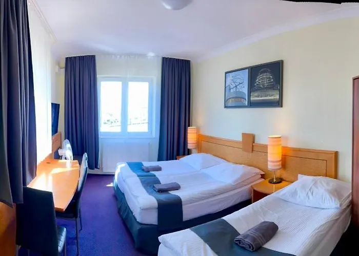 Slupski Premium Wifi Netflix Smart Tv50 Wysoka Jakosc Za Niska Cene Zapraszamy (adults Only)