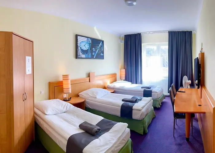 Slupski Premium Wifi Netflix Smart Tv50 Wysoka Jakosc Za Niska Cene Zapraszamy (adults Only) *