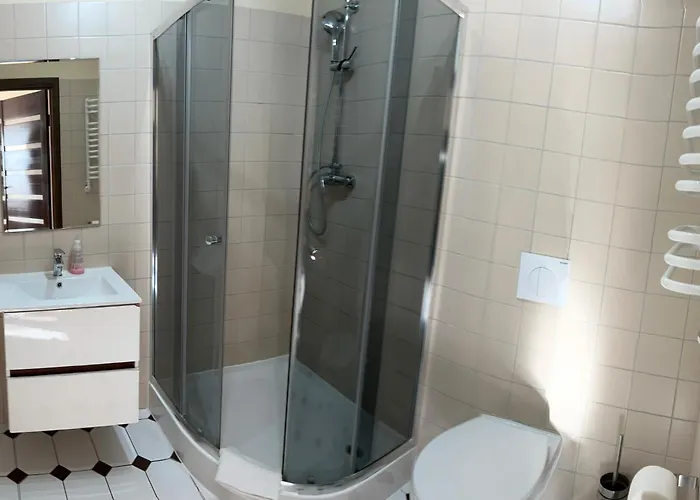 Slupski Premium Wifi Netflix Smart Tv50 Wysoka Jakosc Za Niska Cene Zapraszamy (adults Only)